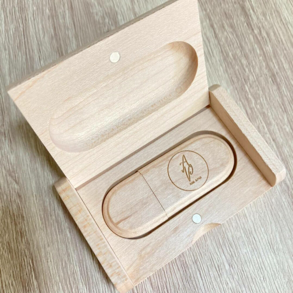 Customized logo MAPLE Stick USB + Bearing BOX – FlashDriveDD.COM